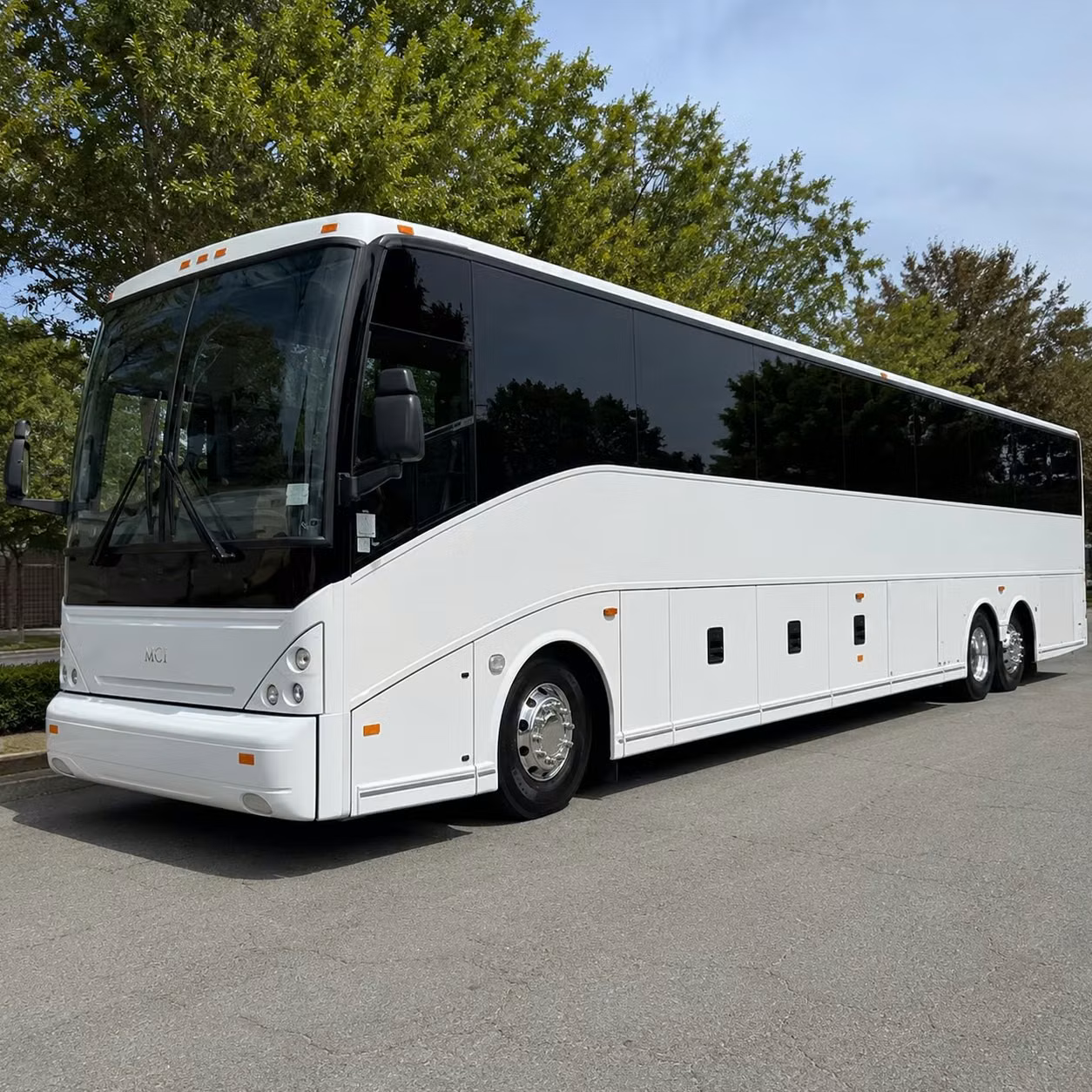corporate airport shuttles for dearborn s automotive and business community