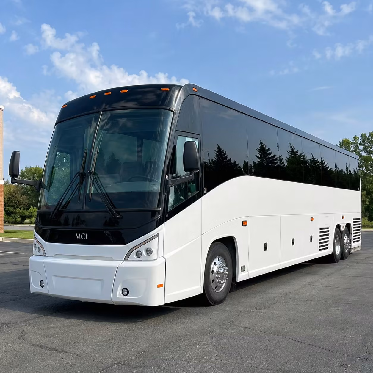 multi day charter bus rentals for dearborn groups traveling across the midwest