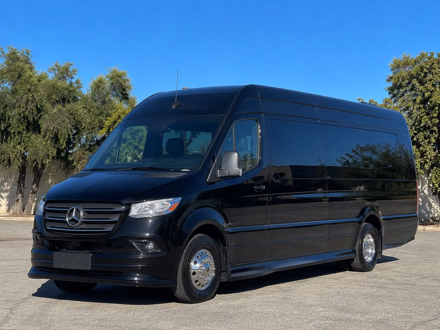 transportation serving dearborn and nearby cities